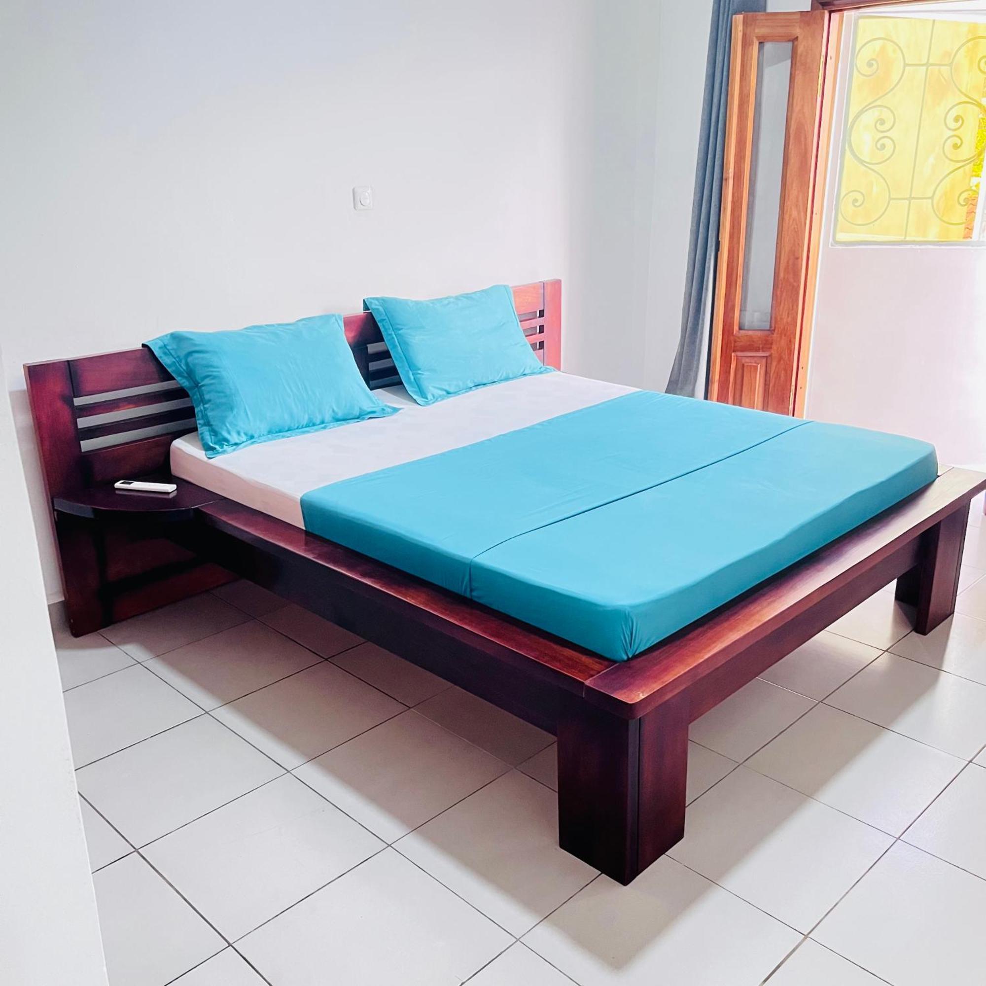 Appartements Modernes, Wifi, Tv - Yaounde, Omnisports Exterior photo