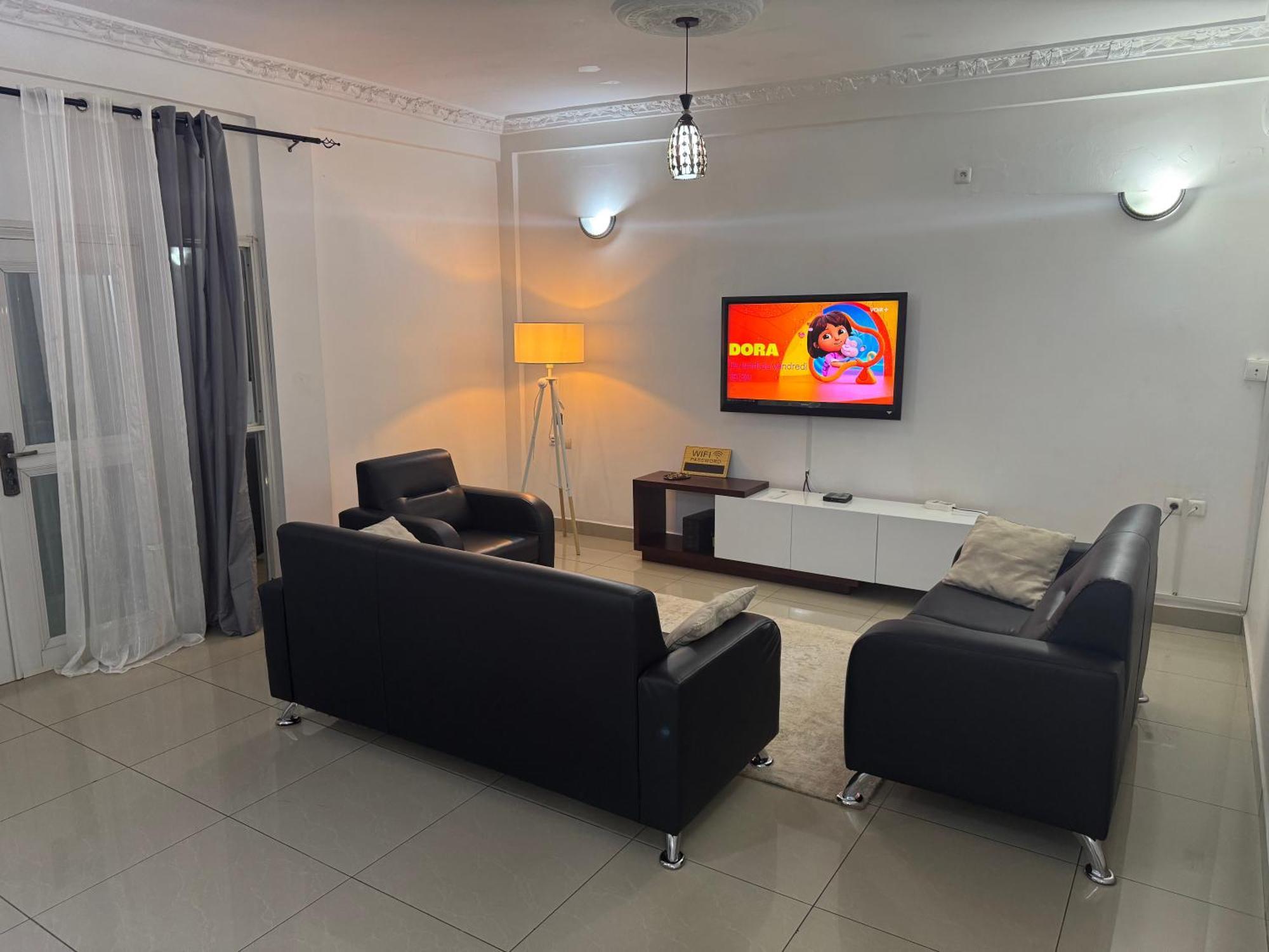 Appartements Modernes, Wifi, Tv - Yaounde, Omnisports Exterior photo